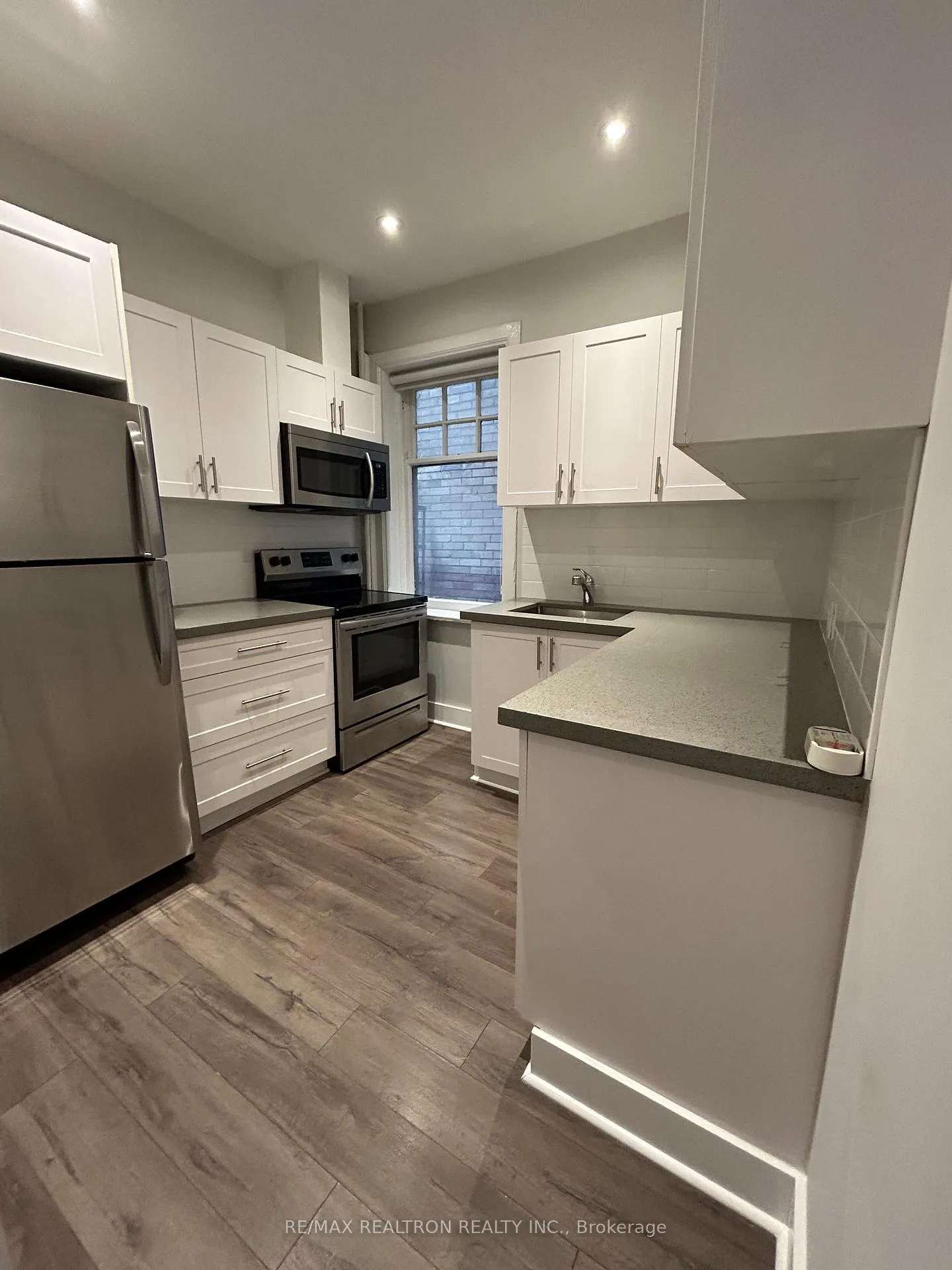 Photo 8 of Unit 8, 592 Church Street, Toronto, Church-Yonge Corridor — HOMEH