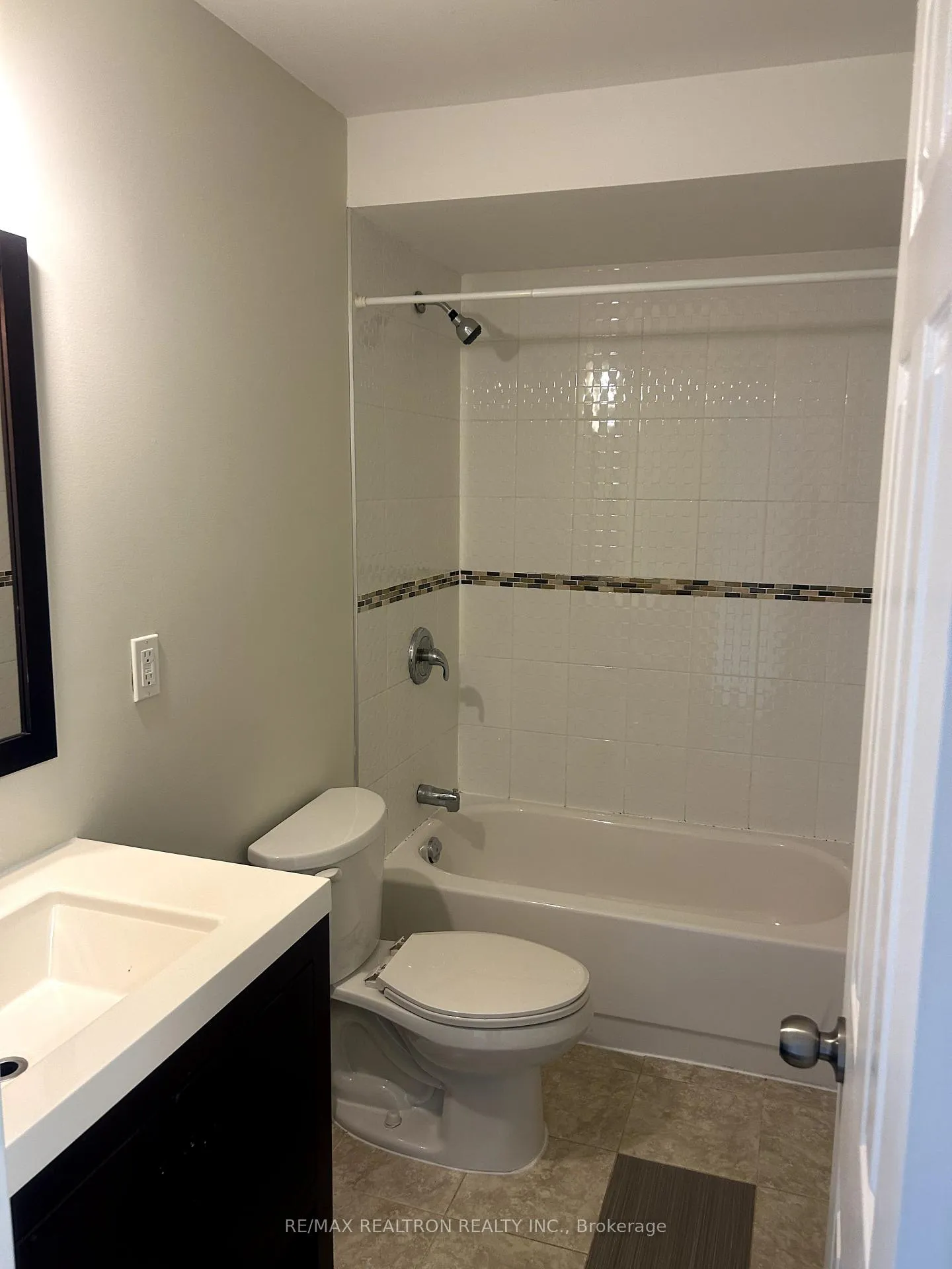 Photo 15 of Unit 1, 1311 Gerrard Street E, Toronto, Greenwood-Coxwell — HOMEH