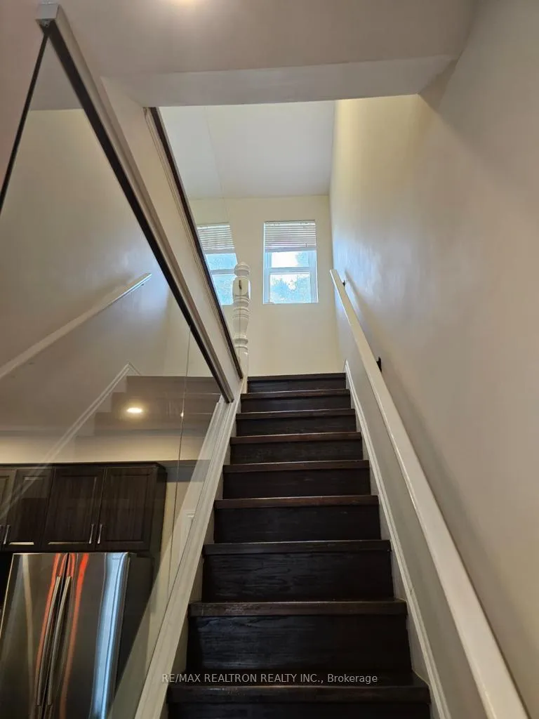 Photo 20 of Unit 1, 1311 Gerrard Street E, Toronto, Greenwood-Coxwell — HOMEH