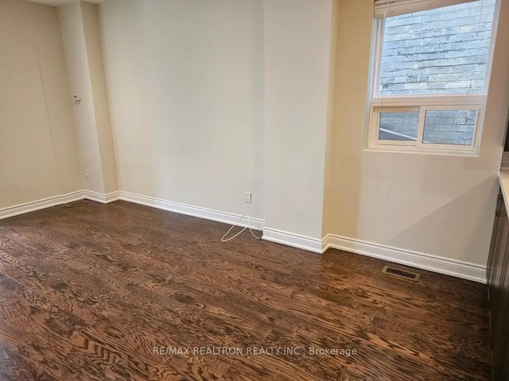 Photo 31 of Unit 1, 1311 Gerrard Street E, Toronto, Greenwood-Coxwell — HOMEH