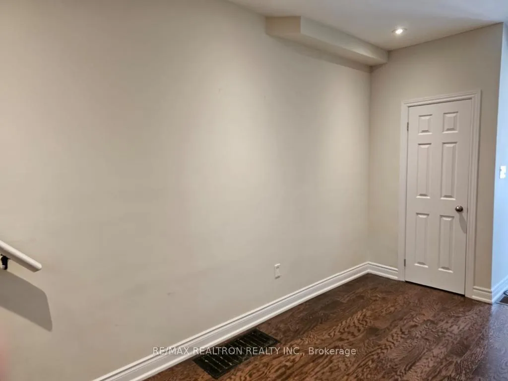 Photo 32 of Unit 1, 1311 Gerrard Street E, Toronto, Greenwood-Coxwell — HOMEH