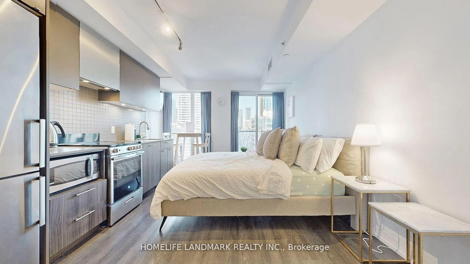 Front of Unit 1227, 251 Jarvis Street