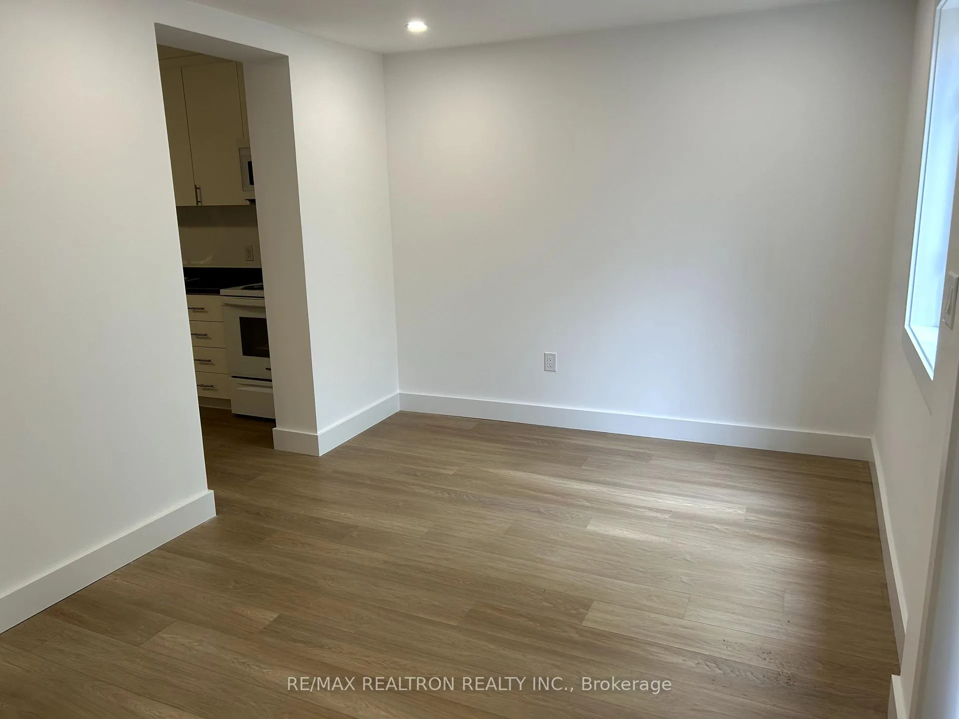 Photo 2 of Unit 1, 1293 Gerrard Street E, Toronto, Greenwood-Coxwell — HOMEH