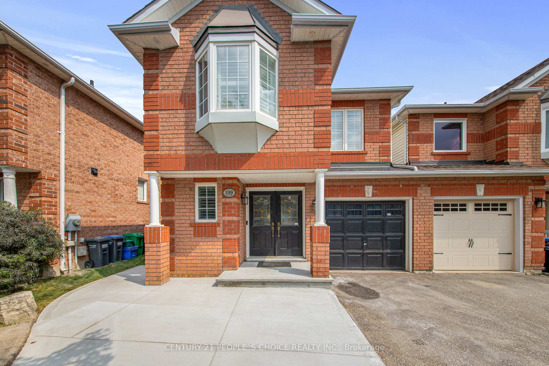 Photo 4 of 139 Hanton Crescent, Caledon, Bolton East — HOMEH