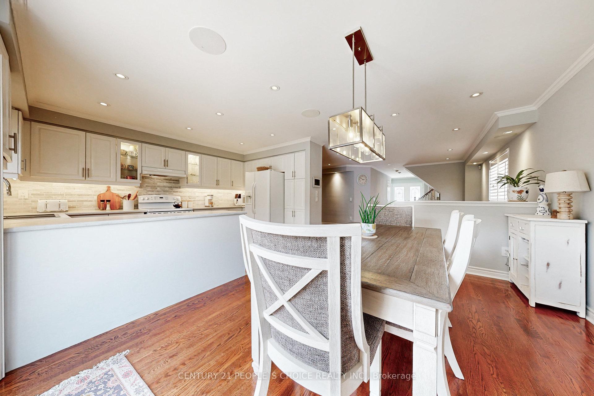 Photo 12 of 139 Hanton Crescent, Caledon, Bolton East — HOMEH