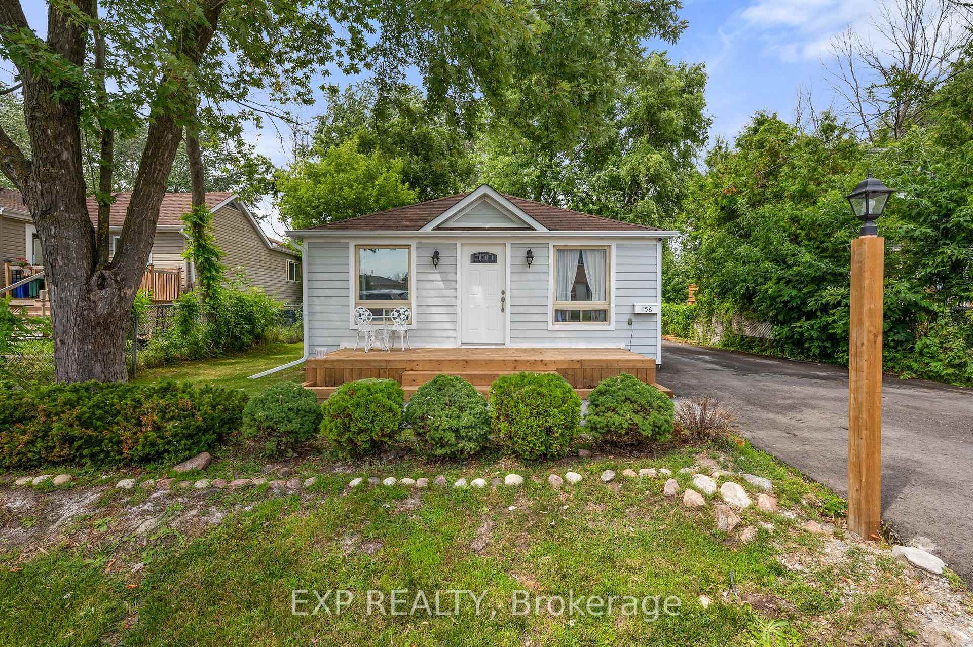 Photo 1 of 156 Beach Road, Georgina, Keswick North — HOMEH