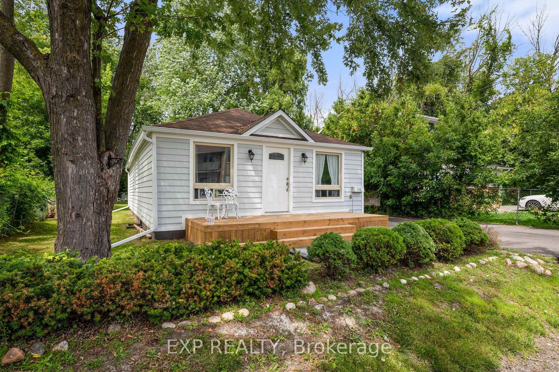 Photo 32 of 156 Beach Road, Georgina, Keswick North — HOMEH