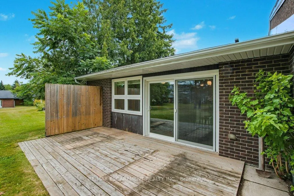 Photo 26 of 33 Szollosy Circle, Hamilton, Kennedy — HOMEH