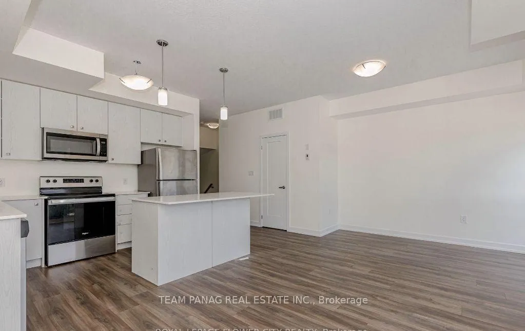 Photo 6 of Unit C13, 10 Palace Street, Kitchener, Laurentian Hills — HOMEH