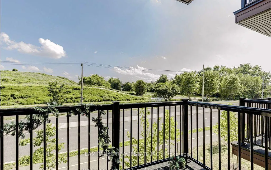 Photo 10 of Unit C13, 10 Palace Street, Kitchener, Laurentian Hills — HOMEH