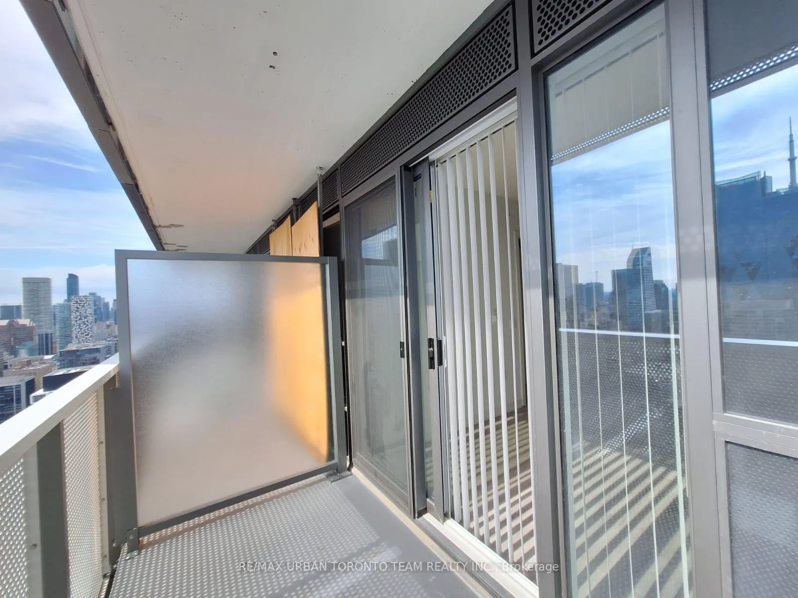 Photo 5 of Unit 4816, 55 Cooper Street, Toronto, Waterfront Communities — HOMEH