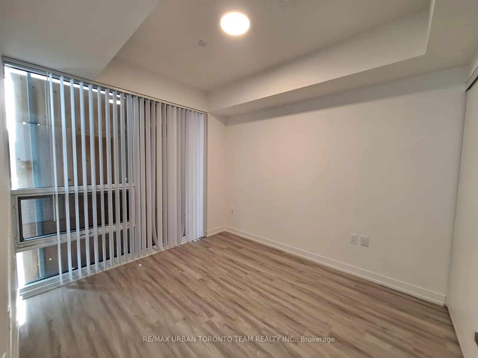 Photo 8 of Unit 4816, 55 Cooper Street, Toronto, Waterfront Communities — HOMEH
