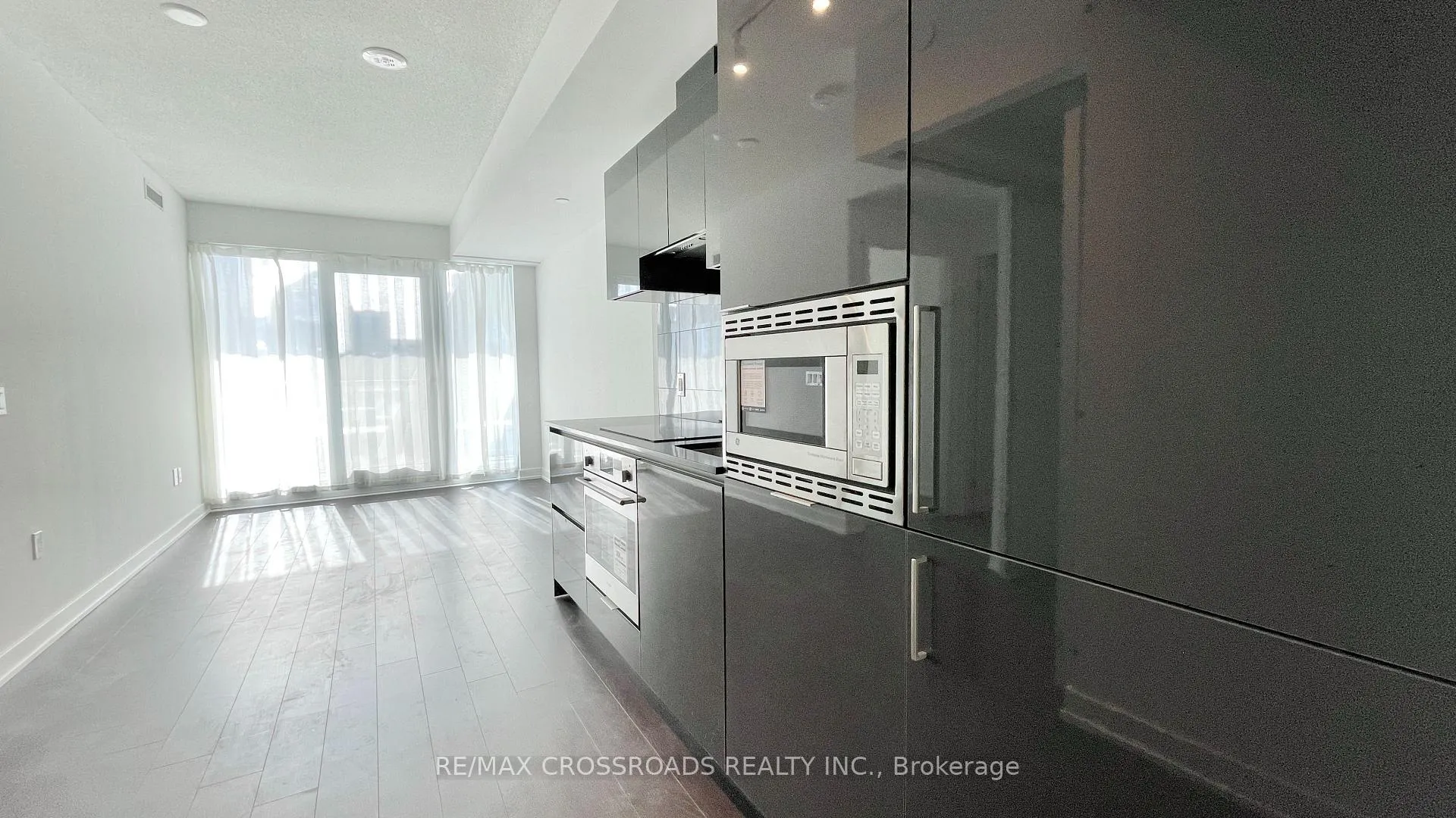 Photo 6 of Unit 2716, 230 Simcoe Street, Toronto, Kensington-Chinatown — HOMEH