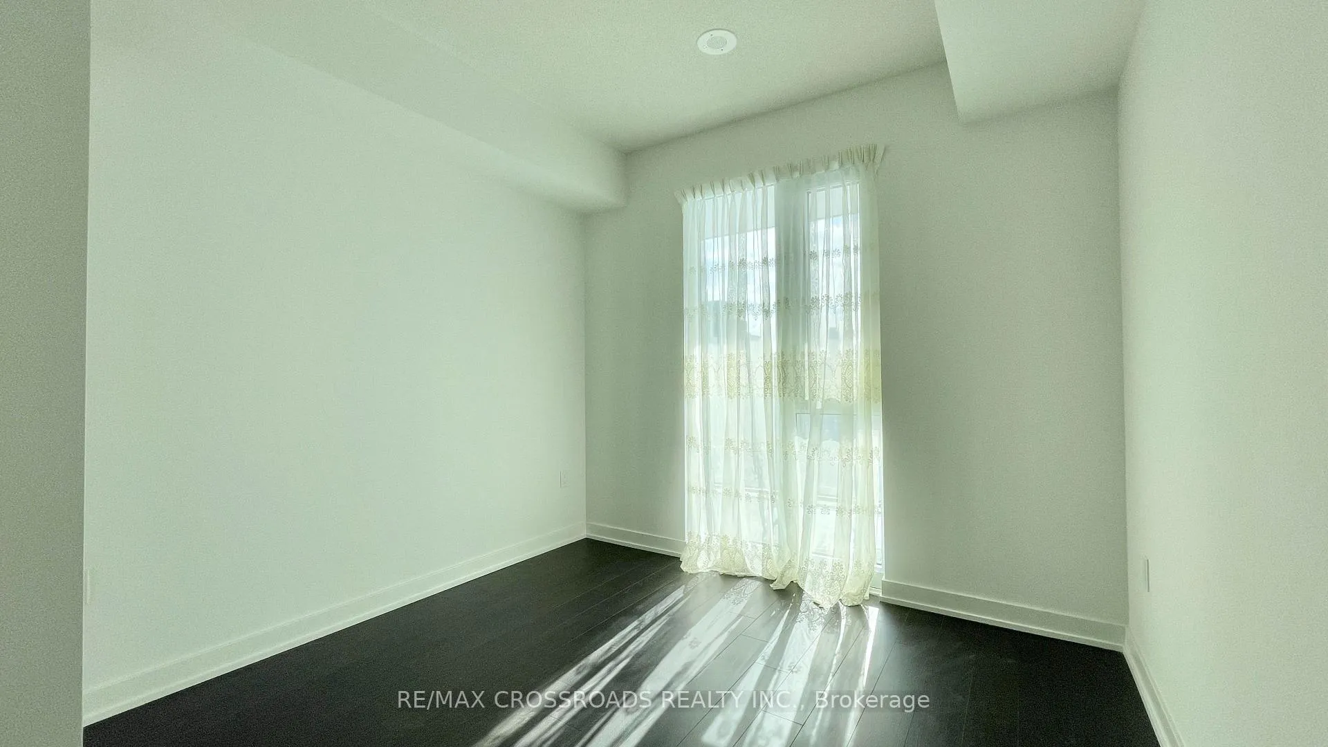 Photo 8 of Unit 2716, 230 Simcoe Street, Toronto, Kensington-Chinatown — HOMEH
