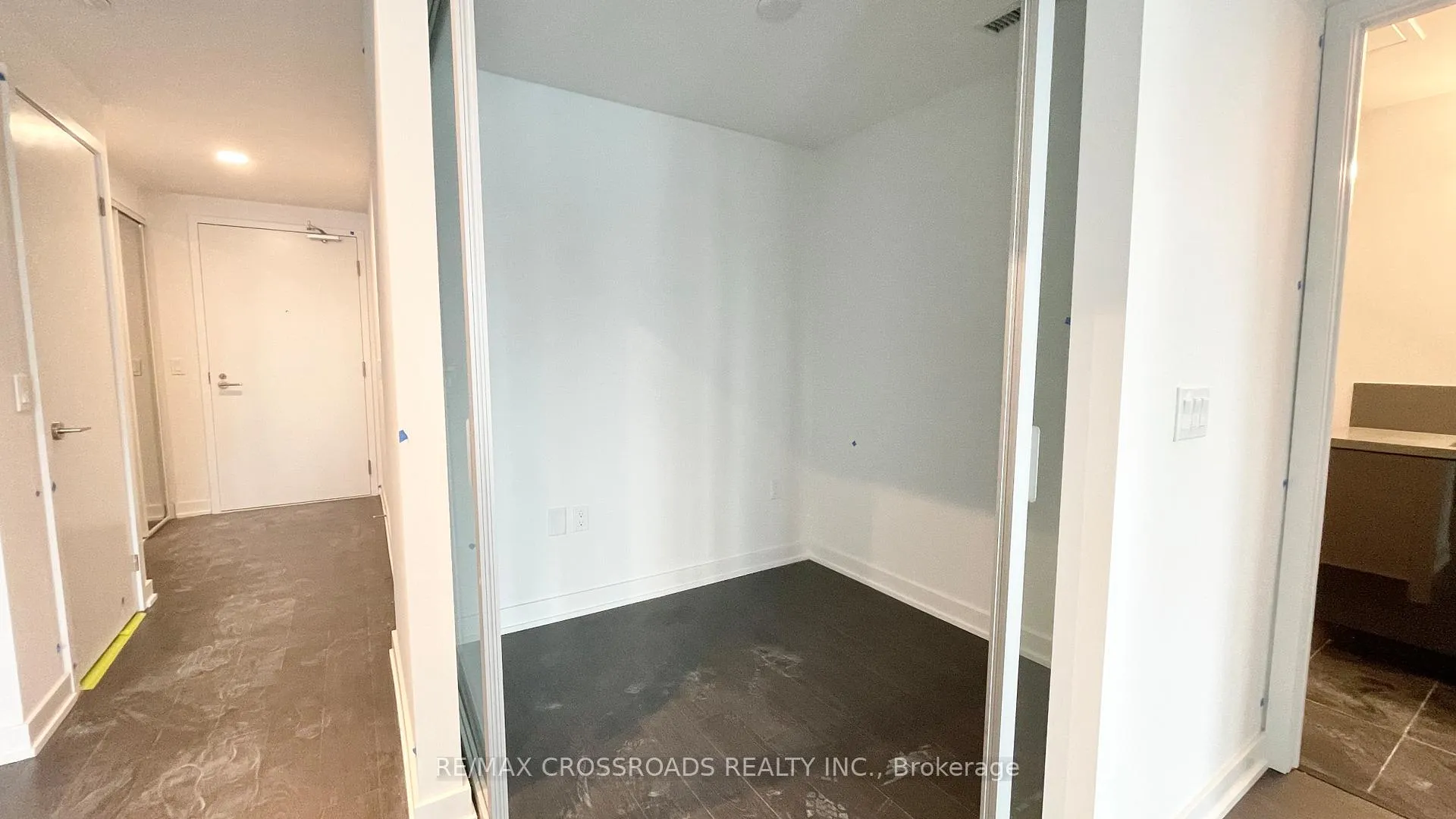 Photo 10 of Unit 2716, 230 Simcoe Street, Toronto, Kensington-Chinatown — HOMEH