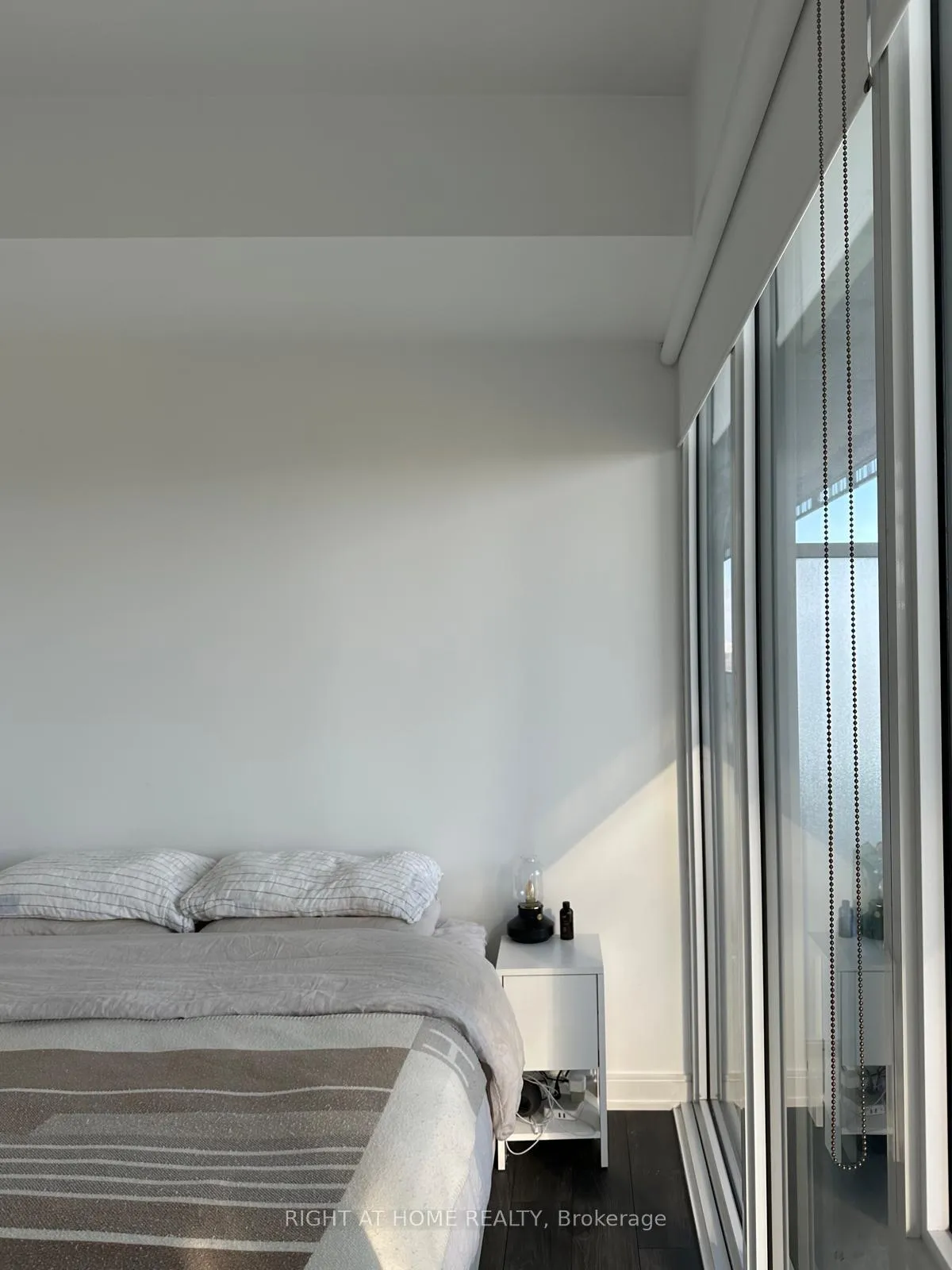 Photo 7 of Unit 2802, 42 Charles Street E, Toronto, Church-Yonge Corridor — HOMEH