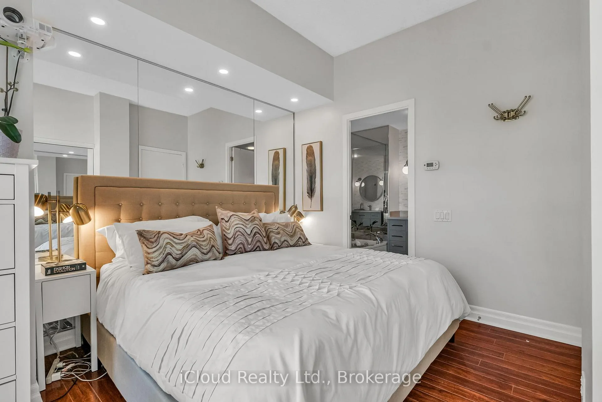 Photo 19 of Unit 210E, 500 Queens Quay W, Toronto, Waterfront Communities — HOMEH