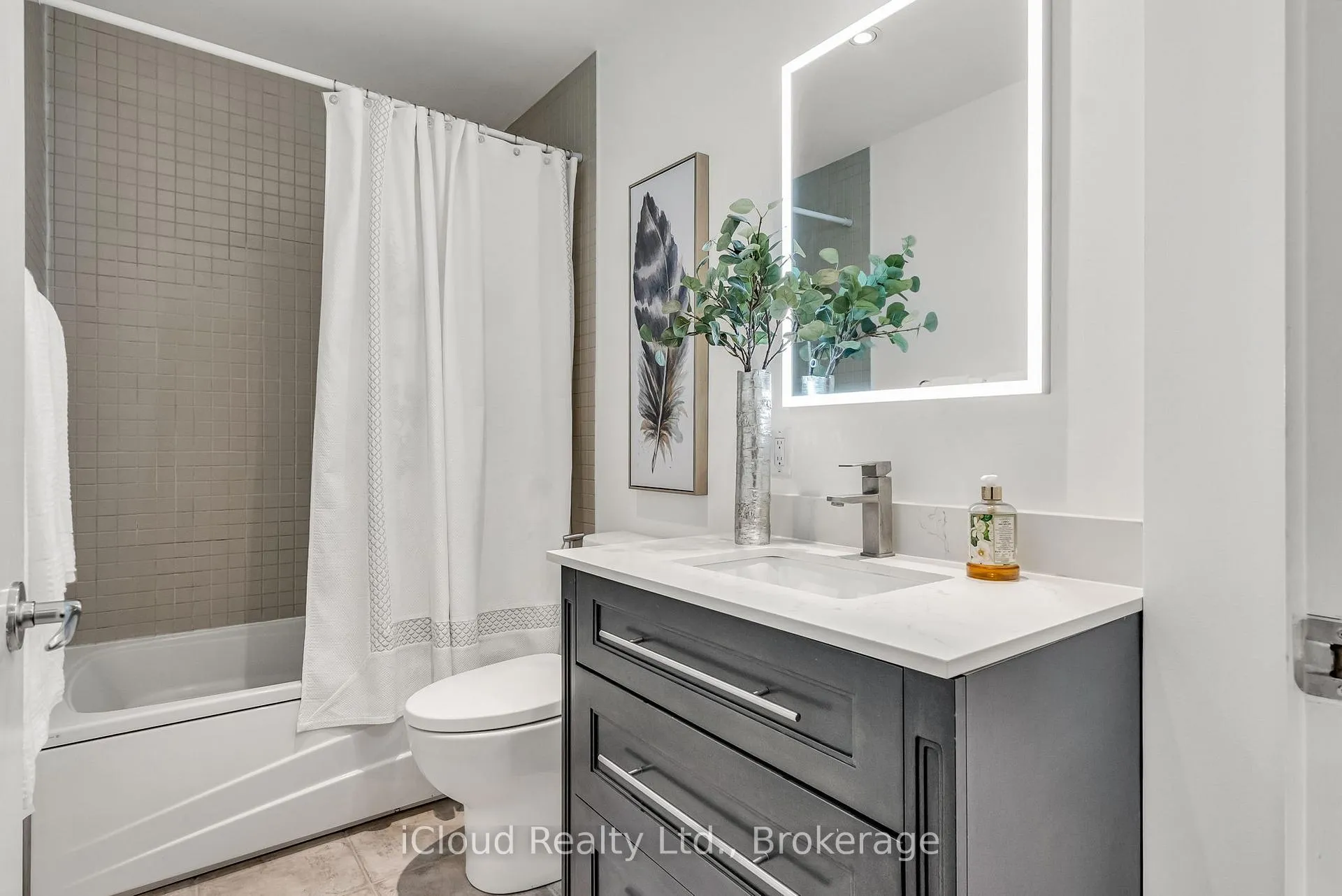 Photo 31 of Unit 210E, 500 Queens Quay W, Toronto, Waterfront Communities — HOMEH