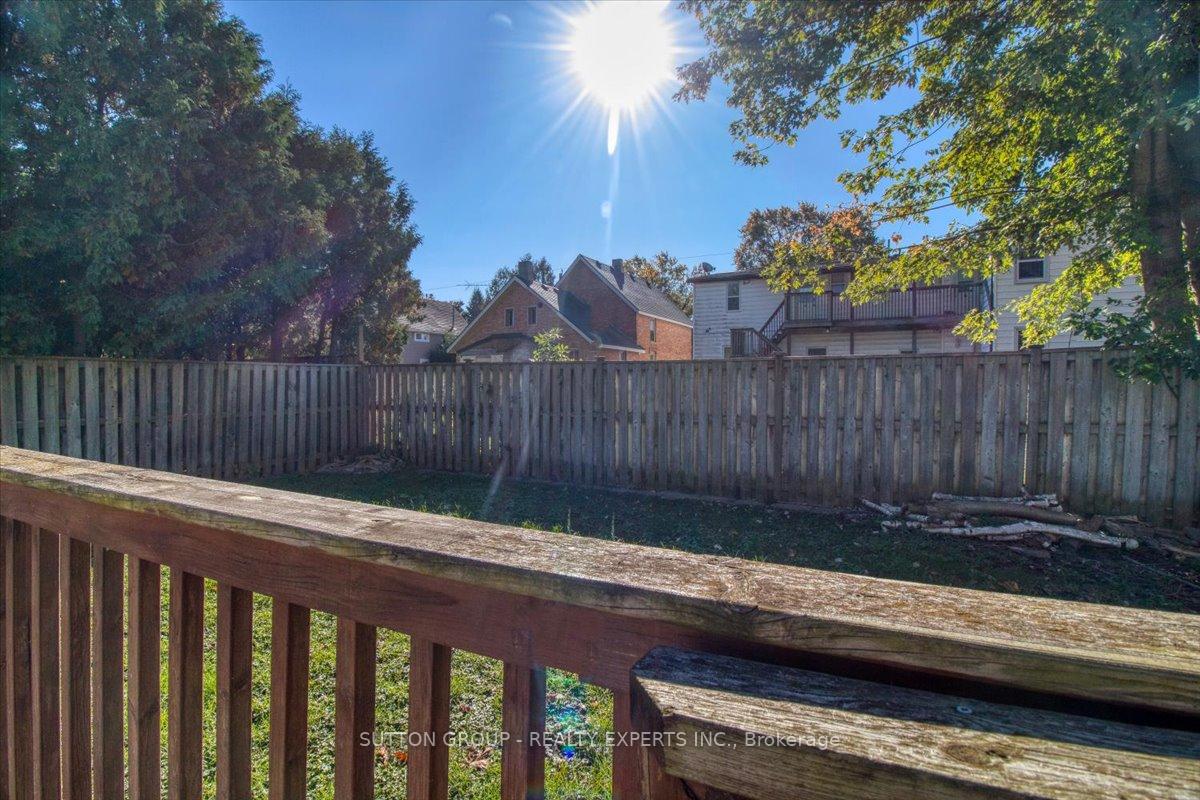 Photo 7 of 24 James Street, Chatham-Kent — HOMEH