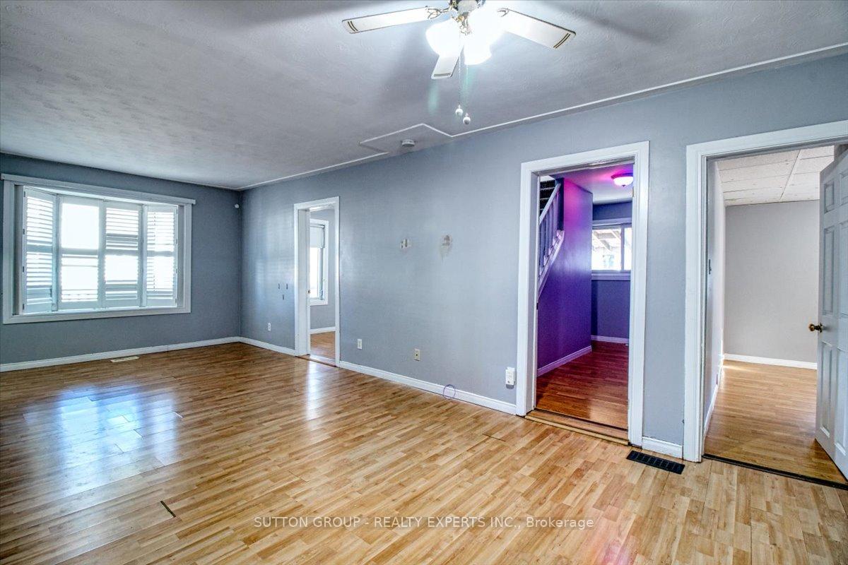 Photo 11 of 24 James Street, Chatham-Kent — HOMEH