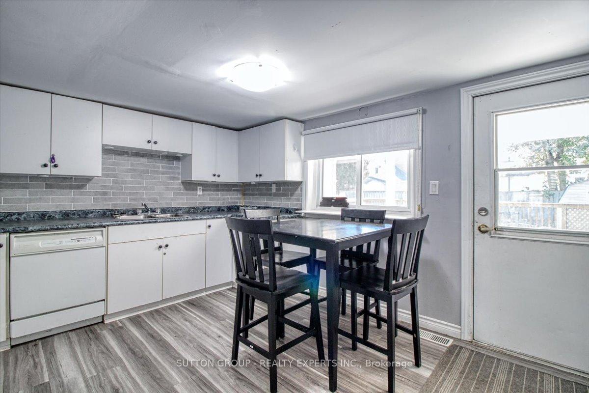 Photo 17 of 24 James Street, Chatham-Kent — HOMEH
