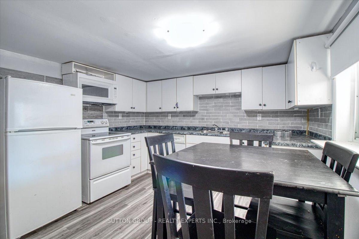 Photo 18 of 24 James Street, Chatham-Kent — HOMEH