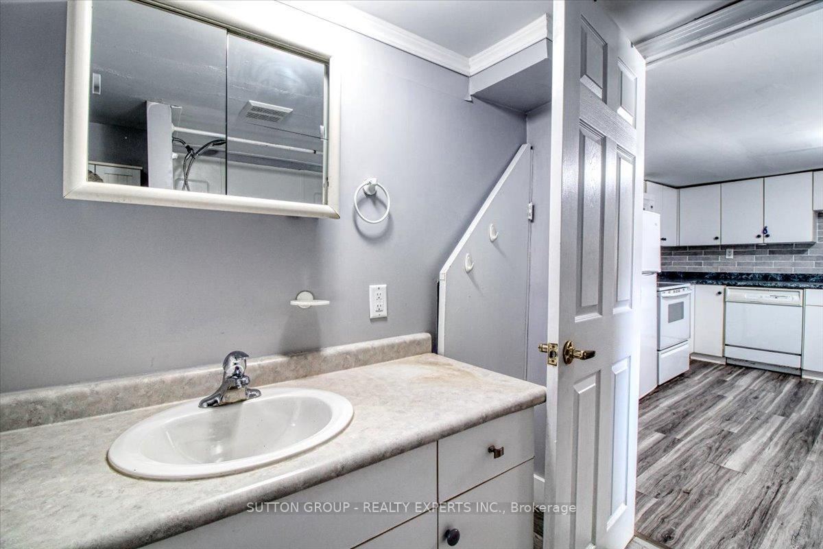 Photo 20 of 24 James Street, Chatham-Kent — HOMEH