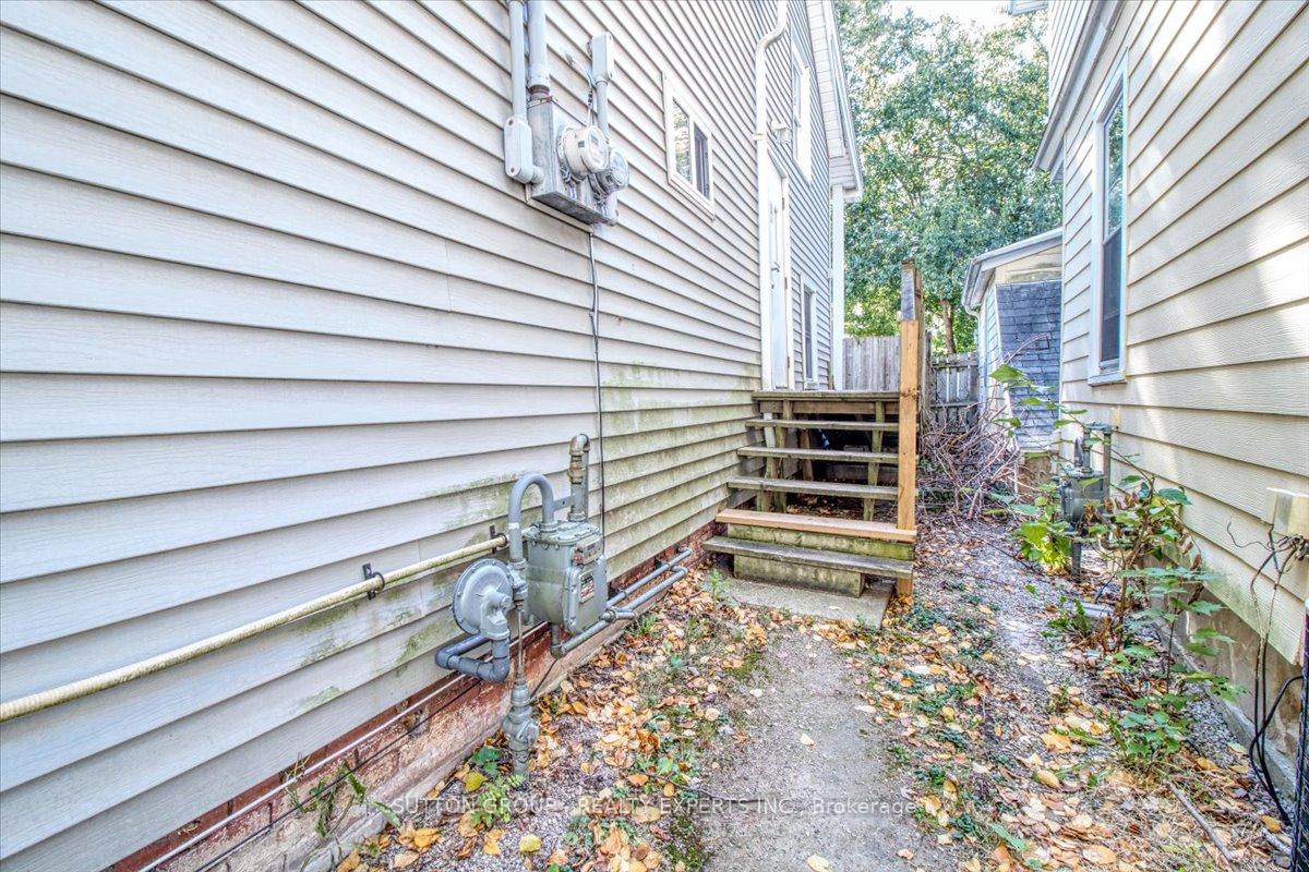 Photo 23 of 24 James Street, Chatham-Kent — HOMEH