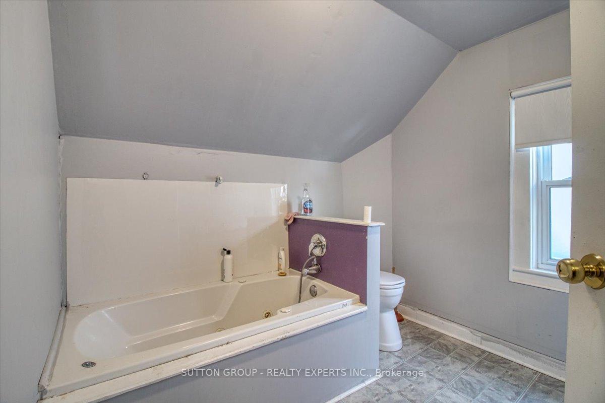 Photo 24 of 24 James Street, Chatham-Kent — HOMEH