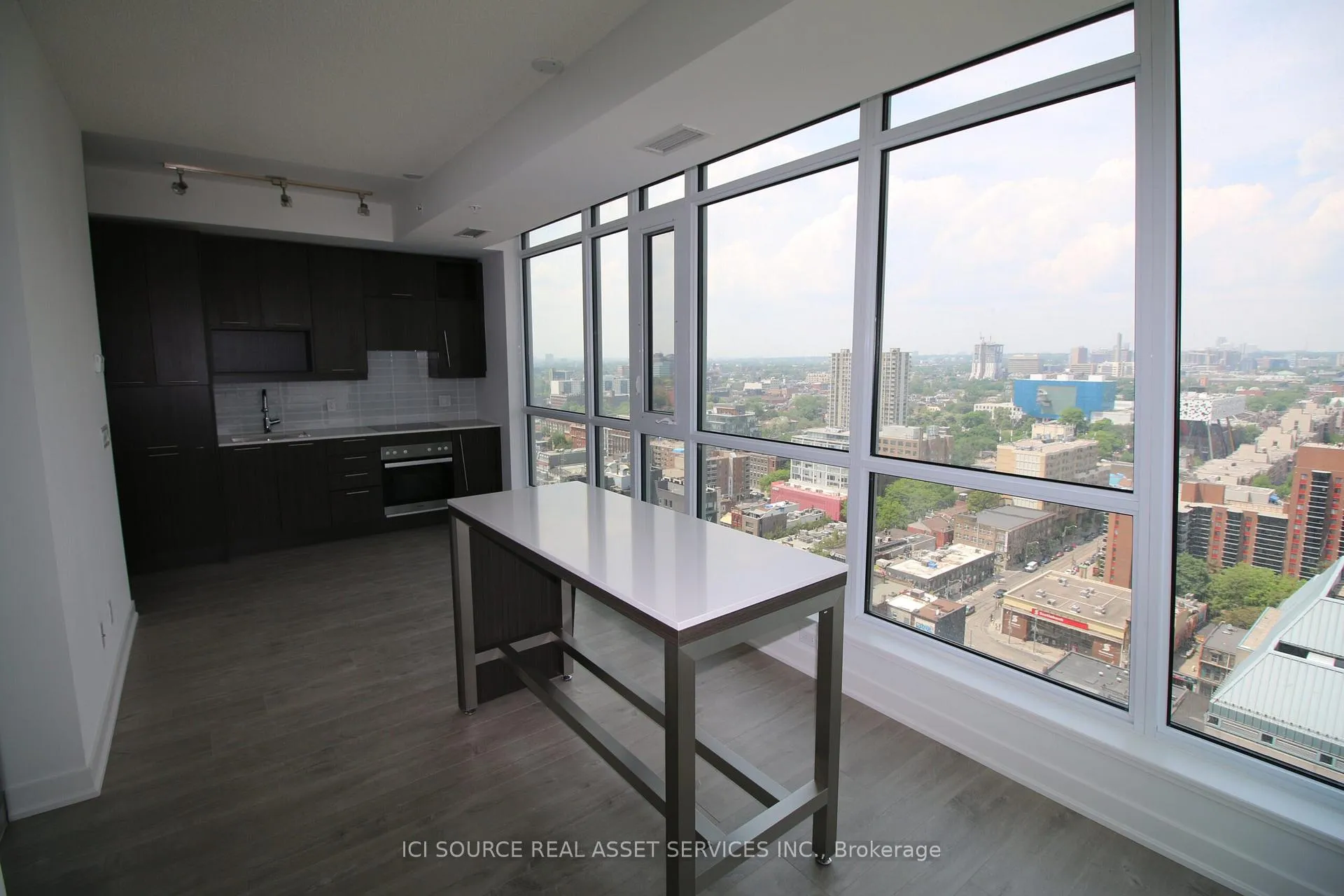 Photo 2 of Unit 2202, 30 Nelson Street, Toronto, Waterfront Communities — HOMEH