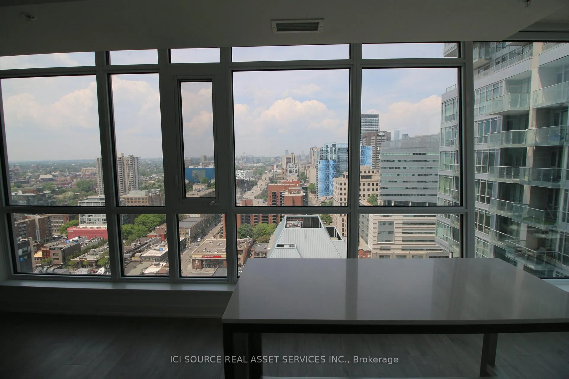 Photo 3 of Unit 2202, 30 Nelson Street, Toronto, Waterfront Communities — HOMEH