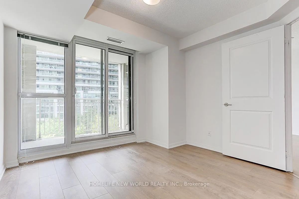 Photo 13 of Unit 711, 35 Bastion Street, Toronto, Niagara — HOMEH
