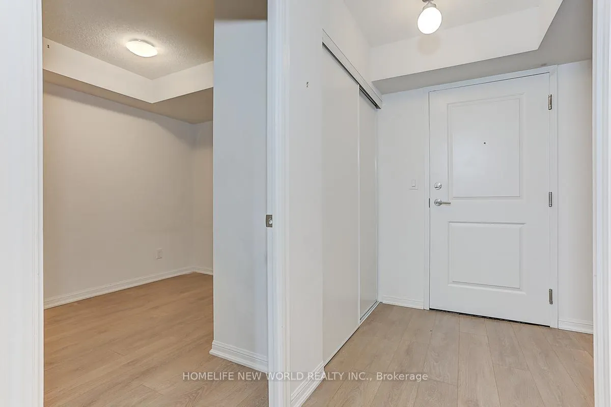 Photo 14 of Unit 711, 35 Bastion Street, Toronto, Niagara — HOMEH