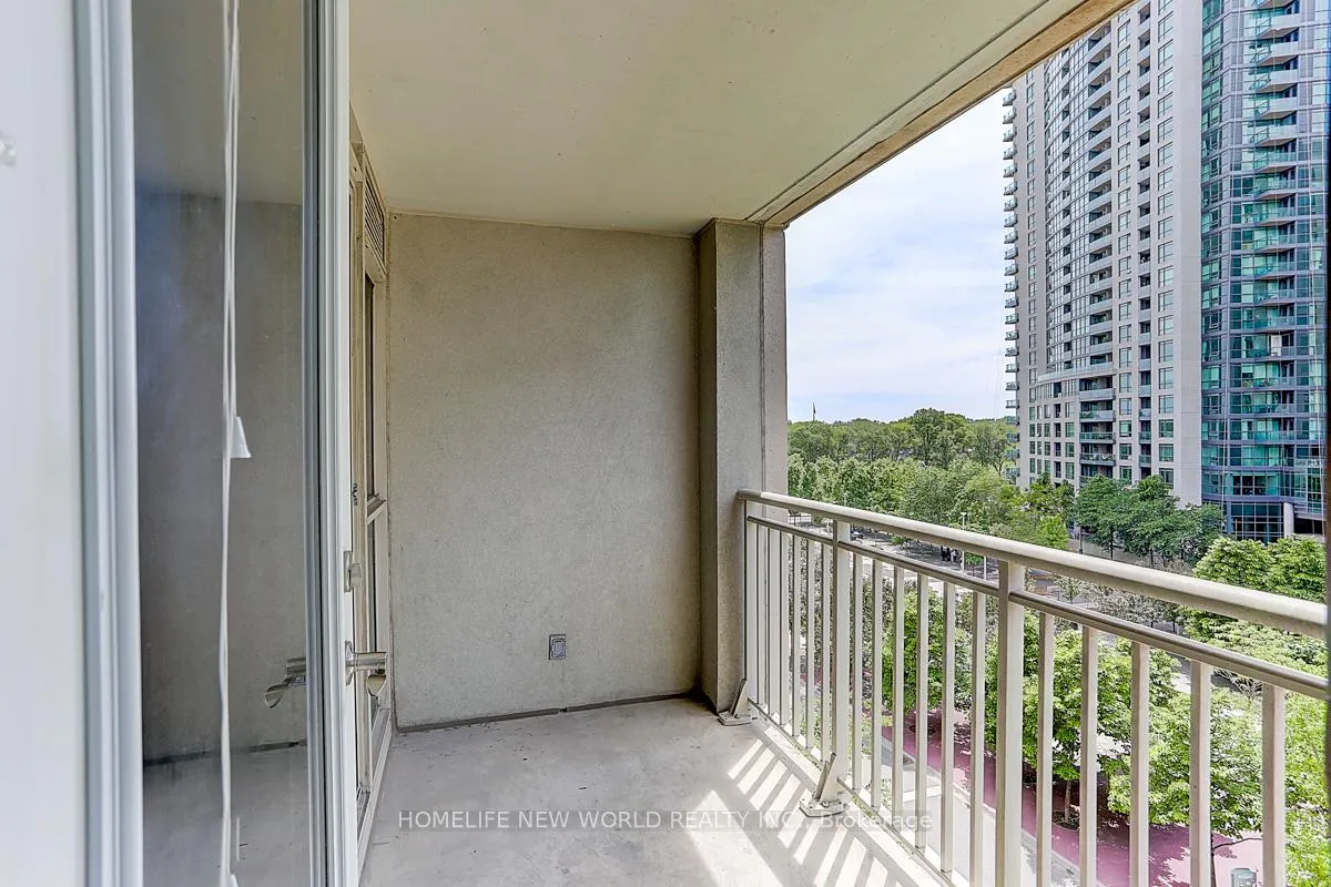 Photo 19 of Unit 711, 35 Bastion Street, Toronto, Niagara — HOMEH