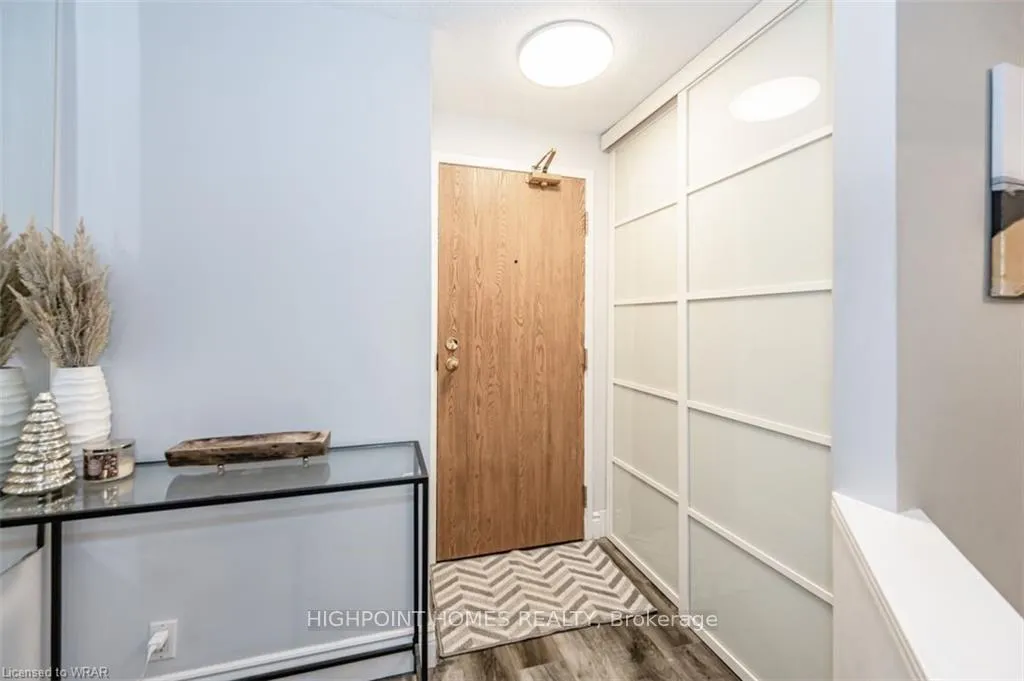 Photo 5 of Unit 802, 565 Greenfield Avenue, Kitchener — HOMEH