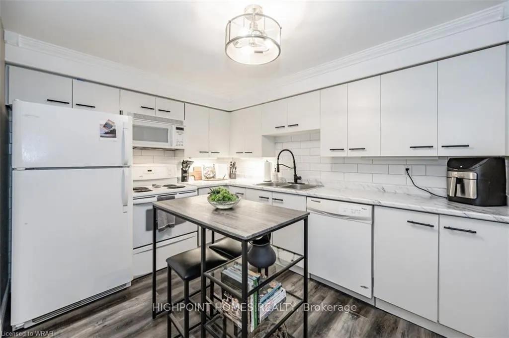 Photo 10 of Unit 802, 565 Greenfield Avenue, Kitchener — HOMEH