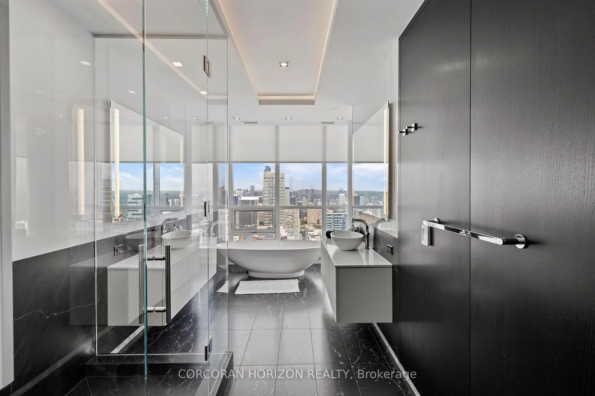 Photo 24 of Unit SPH5601, 88 Scott Street, Toronto, Church-Yonge Corridor — HOMEH