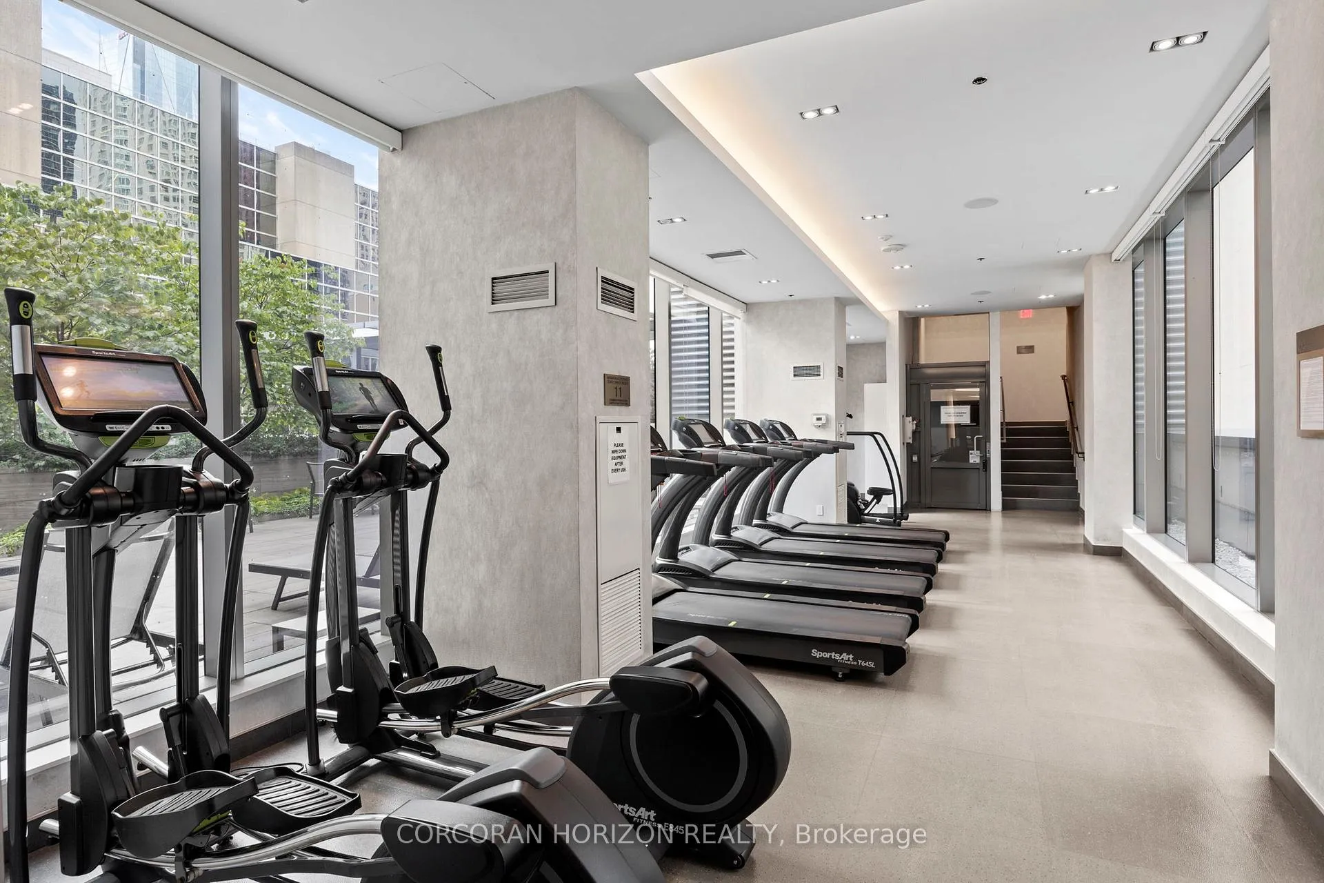 Photo 33 of Unit SPH5601, 88 Scott Street, Toronto, Church-Yonge Corridor — HOMEH