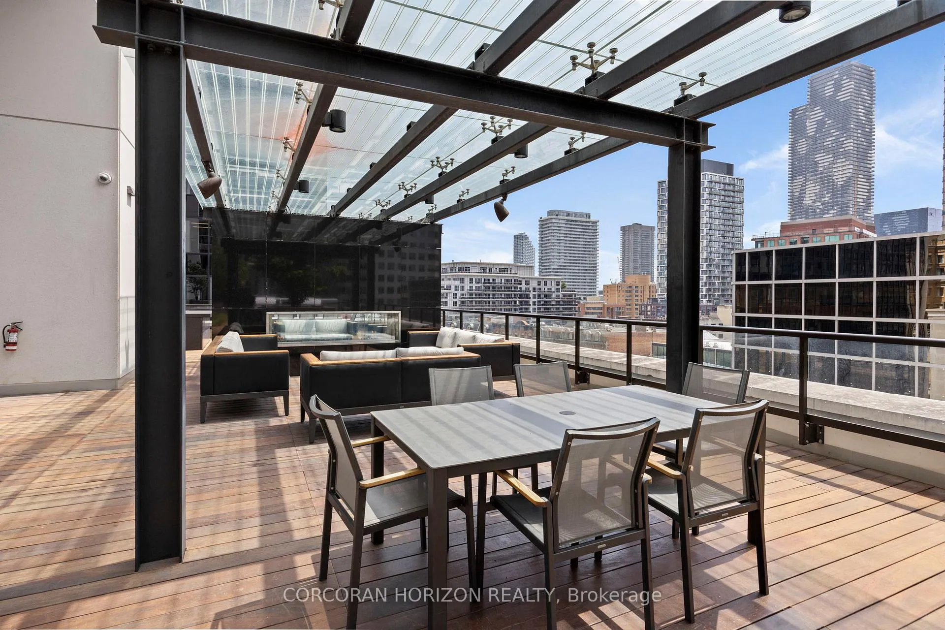 Photo 36 of Unit SPH5601, 88 Scott Street, Toronto, Church-Yonge Corridor — HOMEH