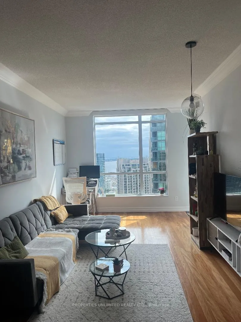 Front of Unit 3304, 219 Fort York Boulevard