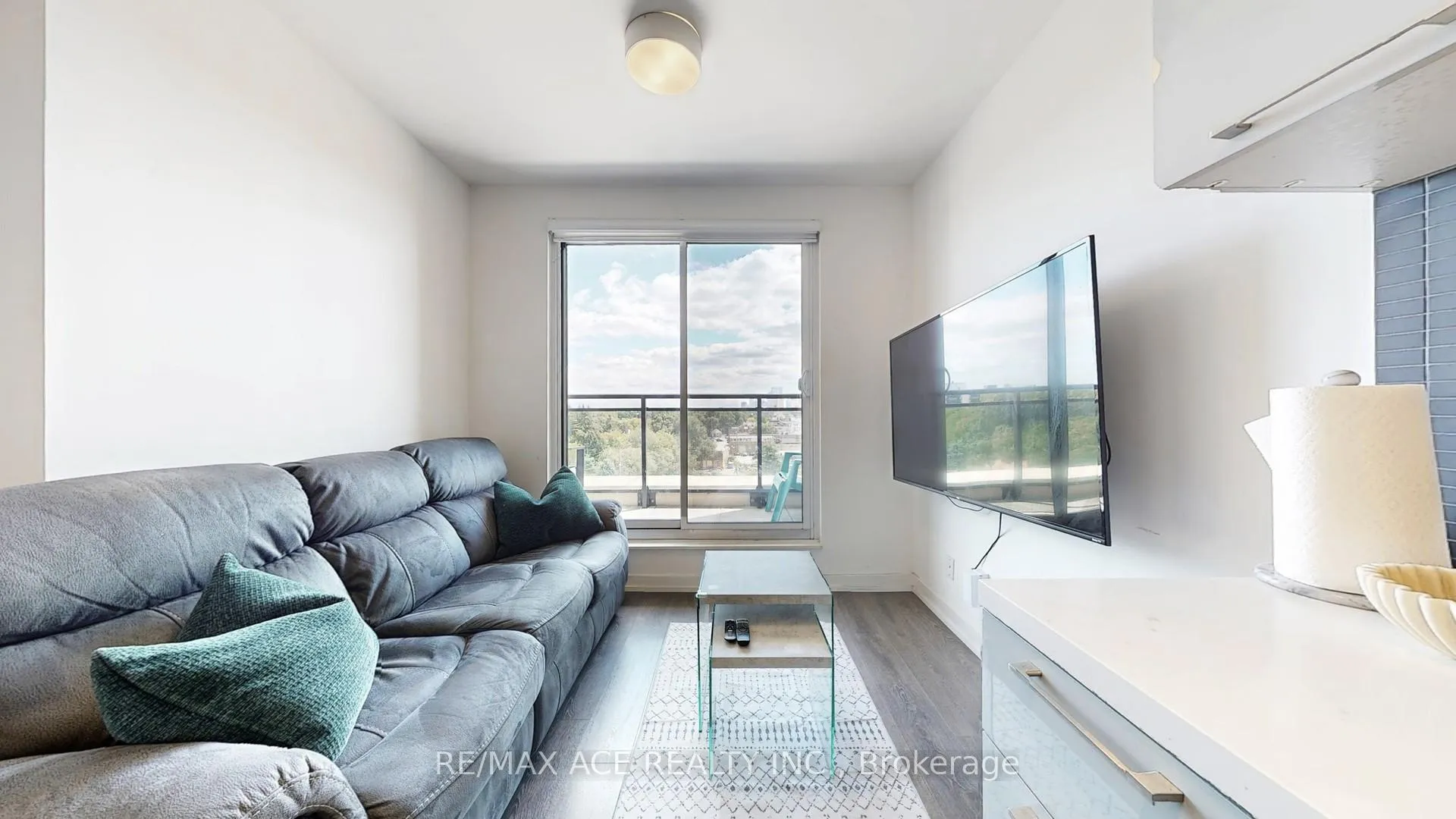 Photo 10 of Unit 509, 1 Grandview Avenue, Markham, Thornhill — HOMEH