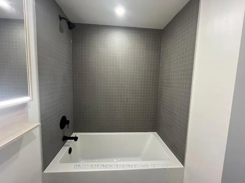 Photo 9 of Unit 1206, 425 Front Street E, Toronto, Waterfront Communities — HOMEH
