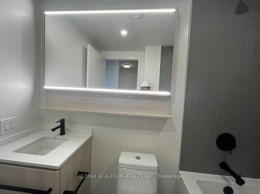 Photo 10 of Unit 1206, 425 Front Street E, Toronto, Waterfront Communities — HOMEH