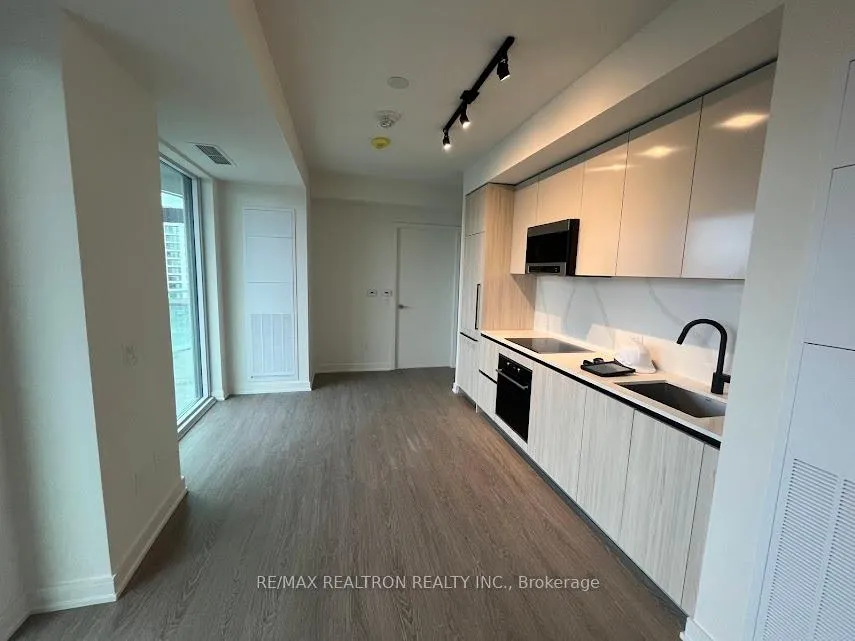 Photo 12 of Unit 1206, 425 Front Street E, Toronto, Waterfront Communities — HOMEH