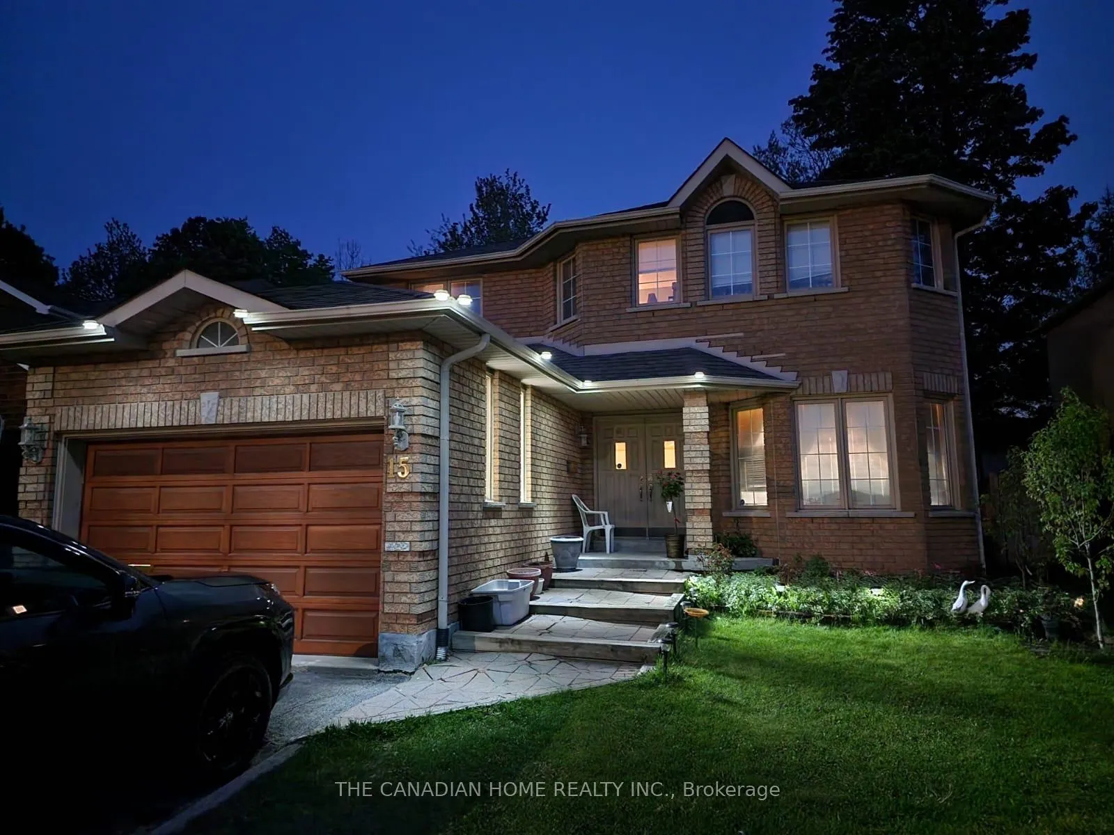 Photo 1 of 15 Mcveigh Drive, Barrie, Northwest — HOMEH