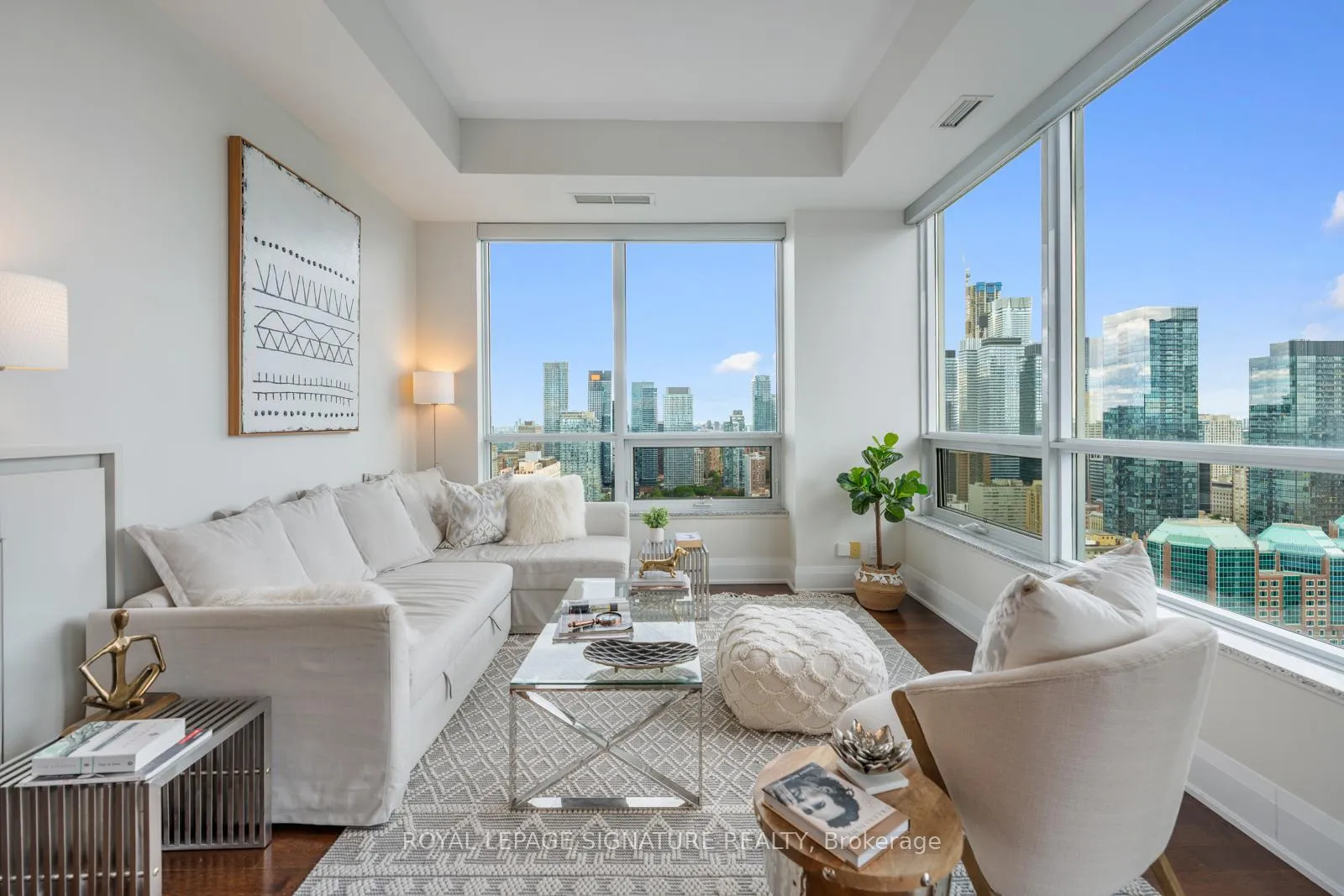 Photo 9 of Unit 3207, 500 Sherbourne Street, Toronto, North St. James Town — HOMEH