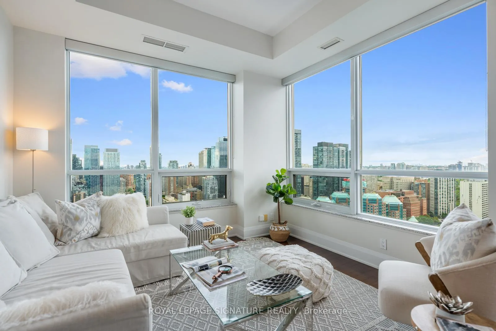 Photo 10 of Unit 3207, 500 Sherbourne Street, Toronto, North St. James Town — HOMEH