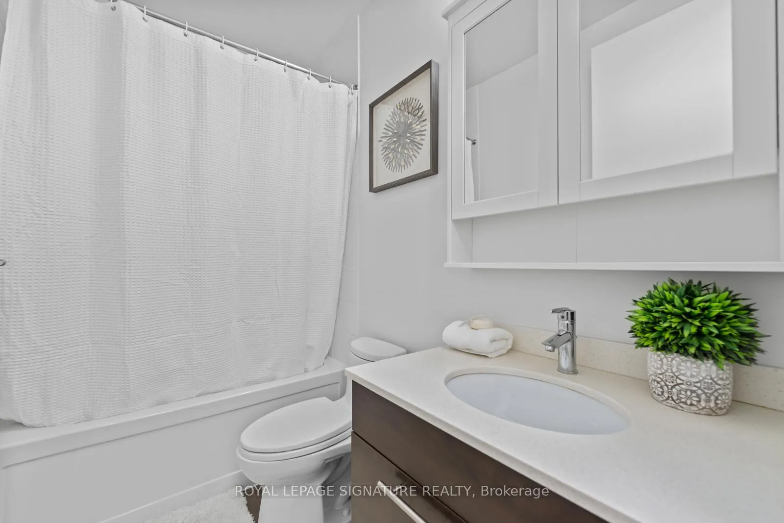 Photo 21 of Unit 3207, 500 Sherbourne Street, Toronto, North St. James Town — HOMEH