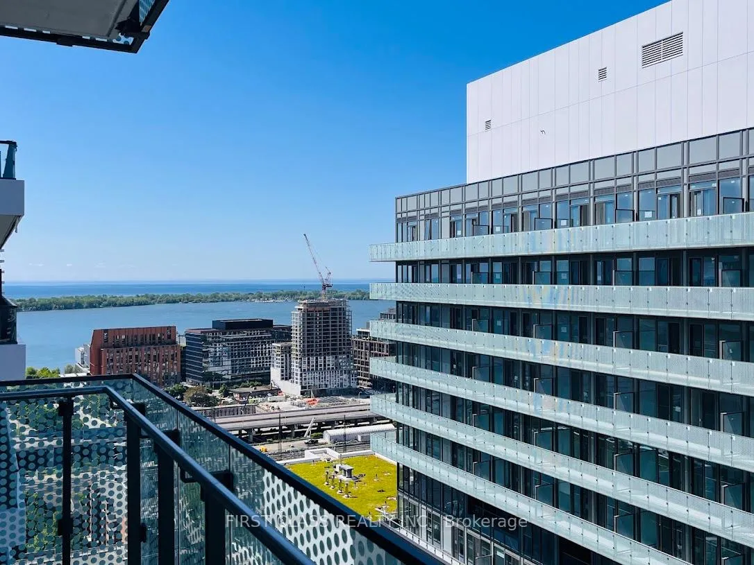 Photo 7 of Unit LPH2915 E, 70 Princess Street, Toronto, Waterfront Communities — HOMEH