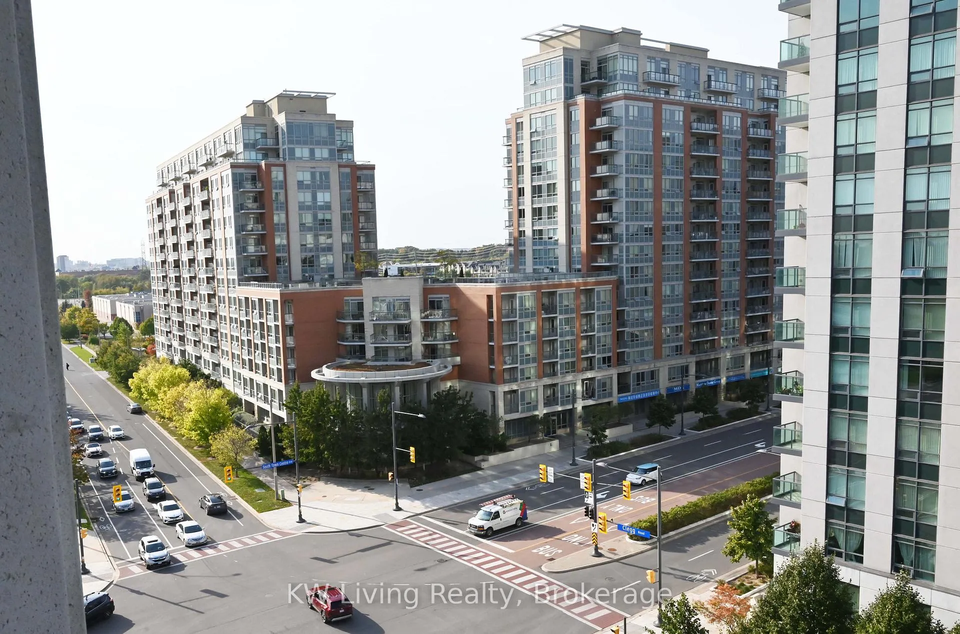 Photo 2 of Unit 910, 89 South Town Centre Boulevard, Markham, Unionville — HOMEH